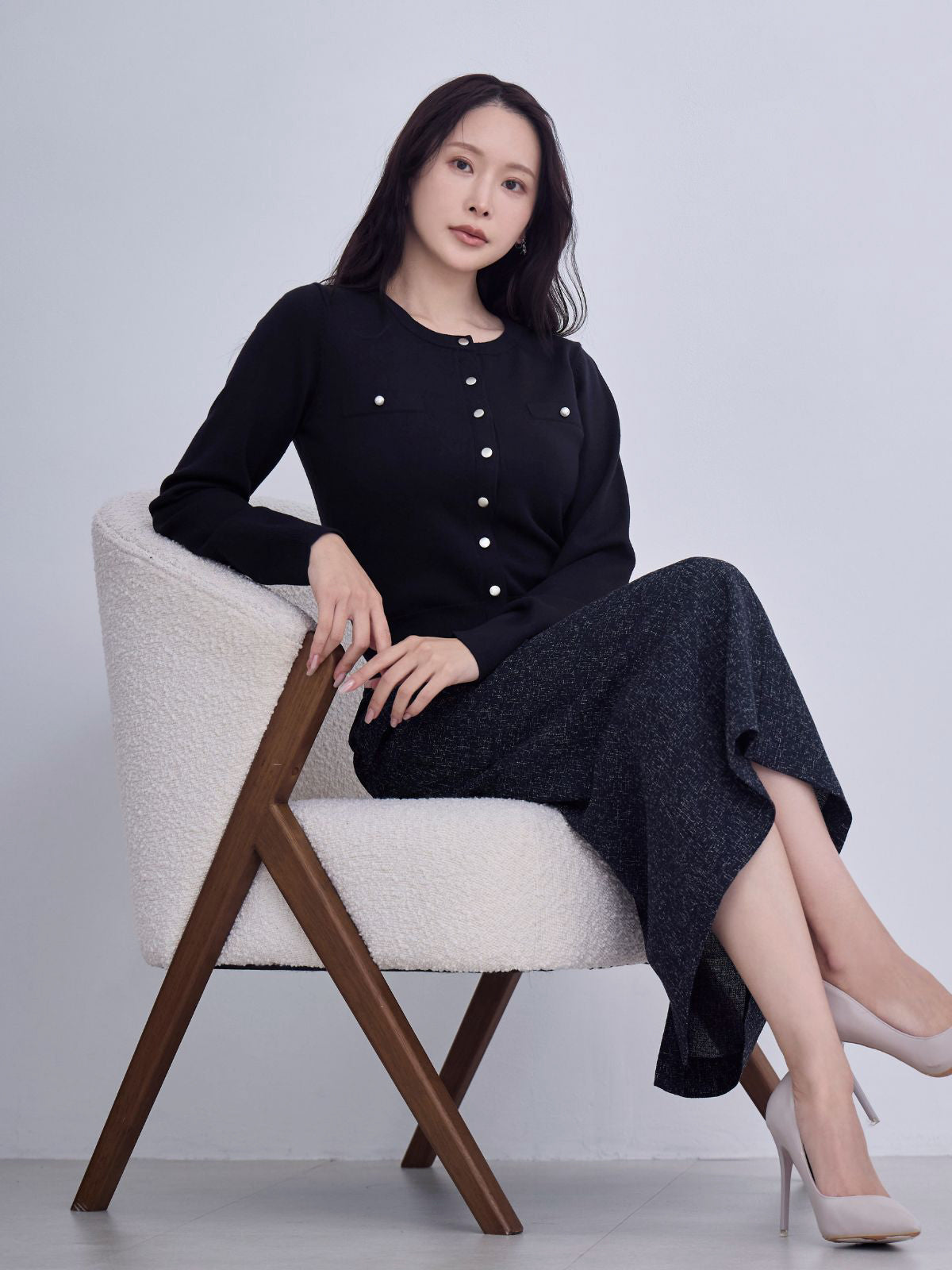 しばいぬ overE 96ネイビー クラッシックニットカーディガン：ネイビー│胸が大きな女性のための