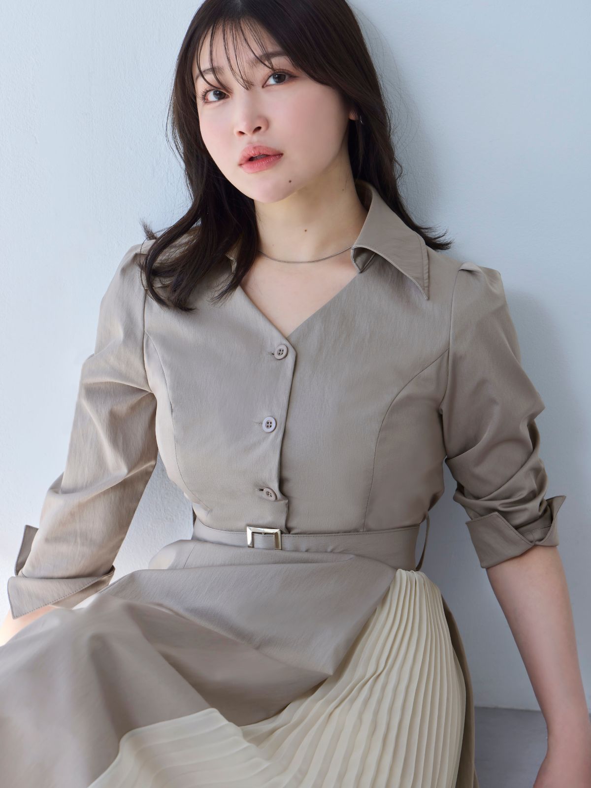 overE シャツプリーツワンピース