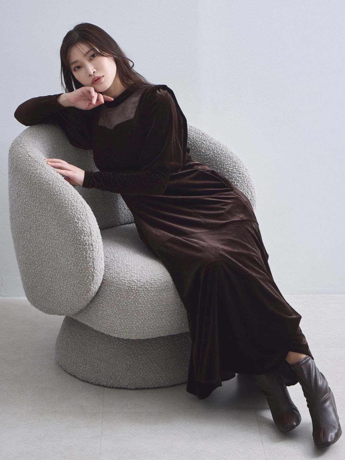 2wayスリーブベロアワンピース：ブラウン│胸が大きな女性のための