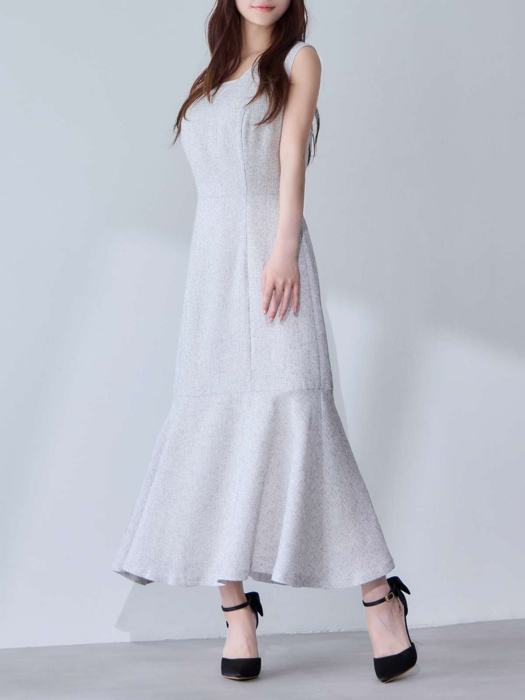 ツイードライクマーメイドワンピース：ミックスホワイト│胸が大きな