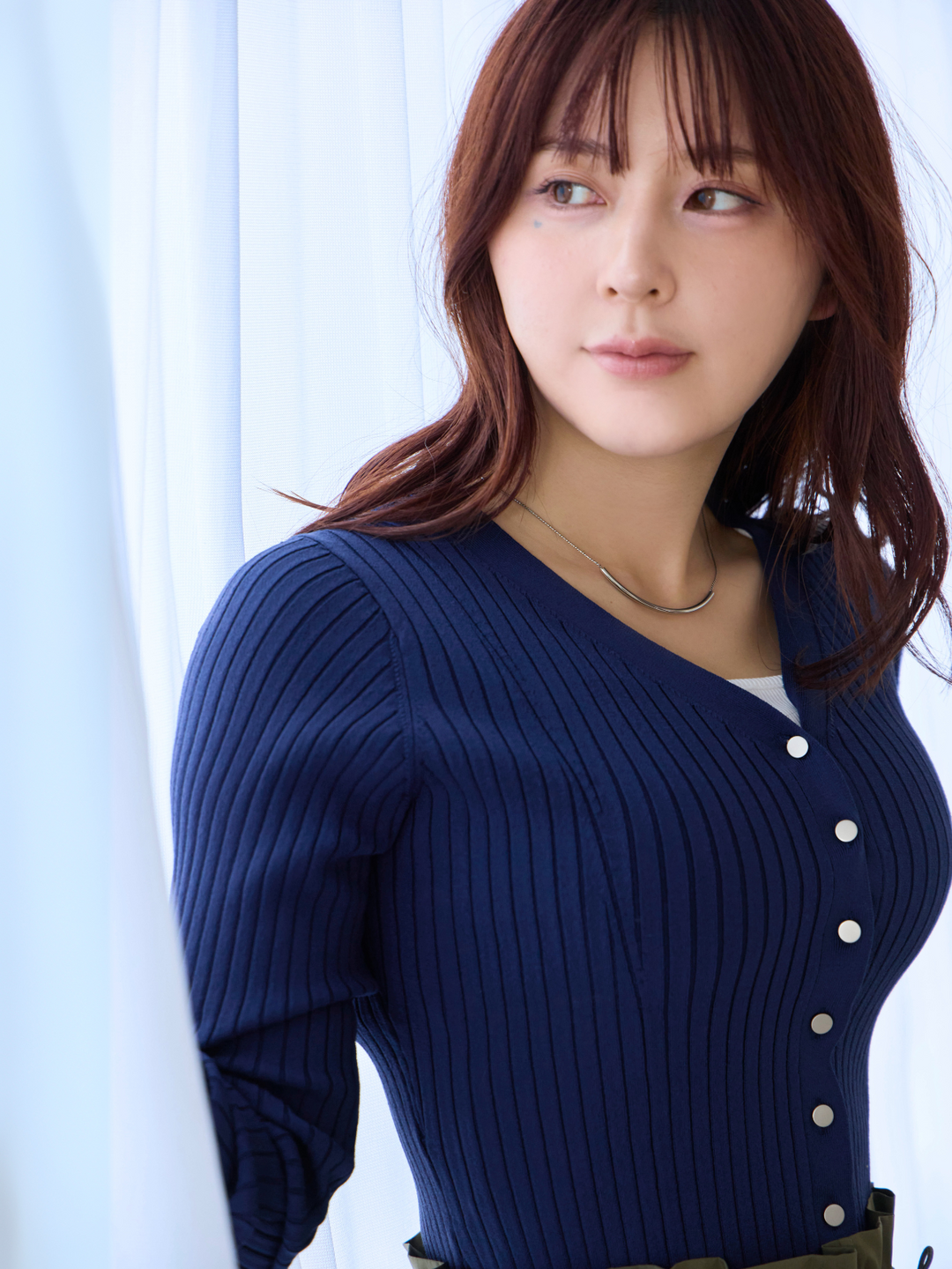 Vネックニットカーディガン - SOÉJU online store｜上質な大人の