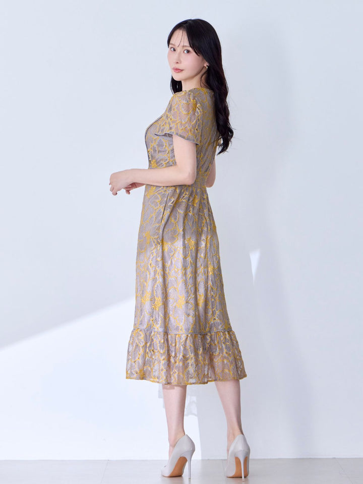 レースパイピングワンピース 25AW：イエロー│胸が大きな女性のための