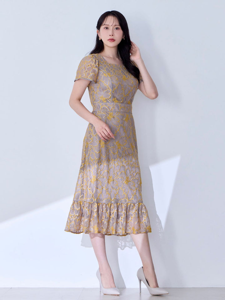 overE パイピングワンピース ベージュ 96 完売品】 overE レースパイピングワンピース 総レース ロング 96
