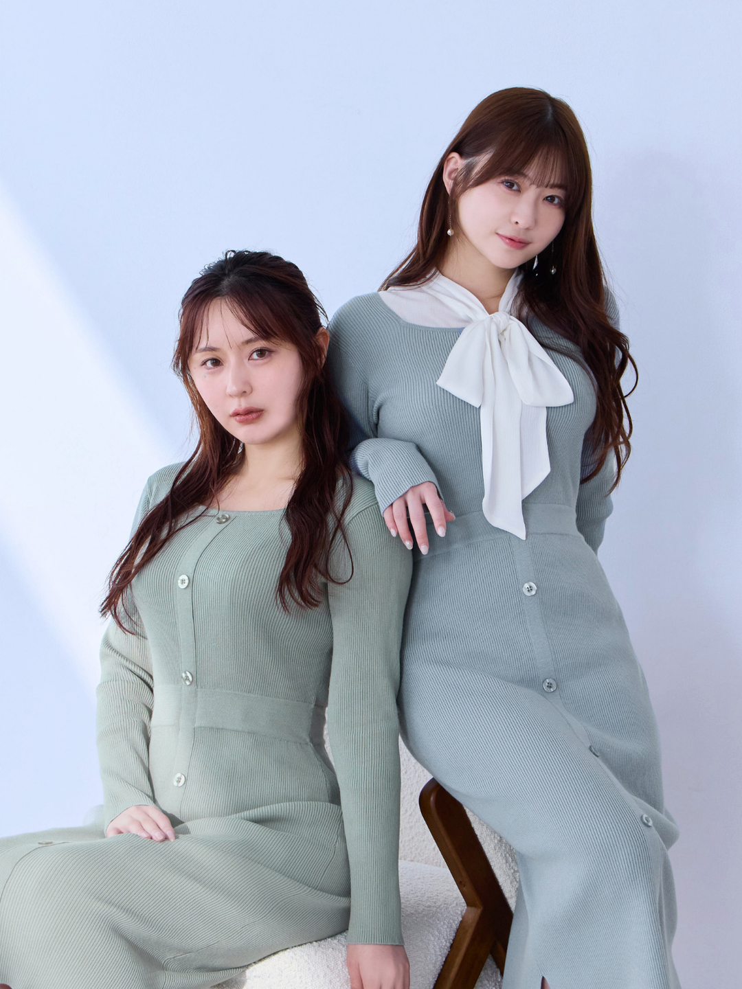 タイト風フロントボタンリブニットワンピース:スモーキー タイト風フロントボタンリブニットワンピース:スモーキー