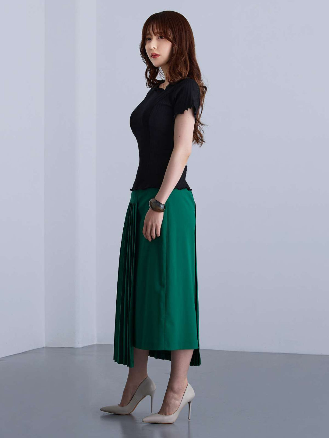 9_black_f6902140-ad6c-464f-