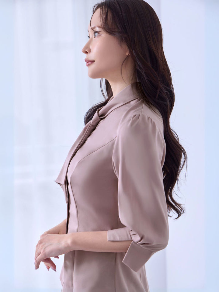 «overE» ボウタイブラウス25SS2 桜ピンク 96 overE» ボウタイブラウス25SS2 桜ピンク 96