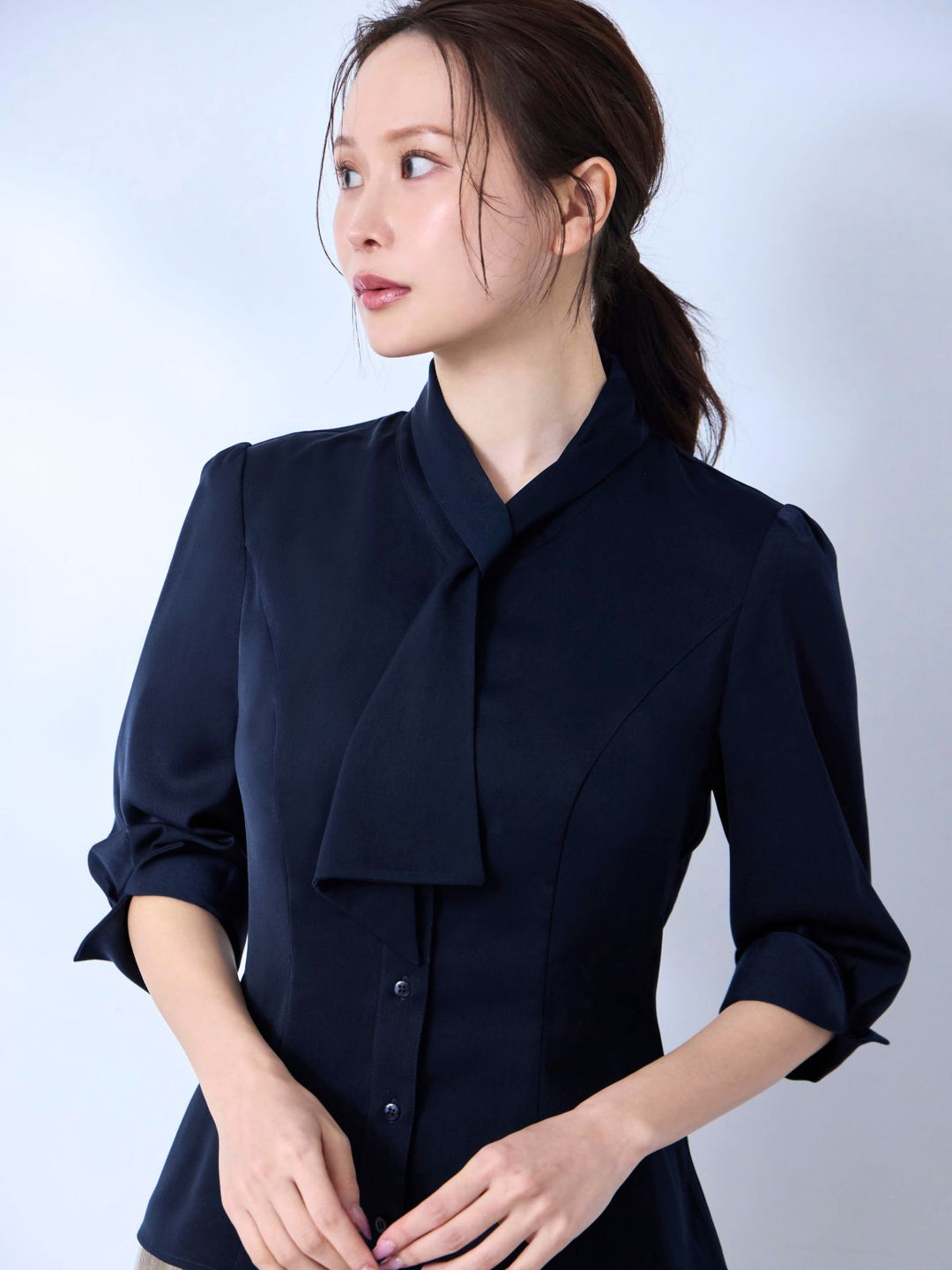 早い者勝ち！bow.a ボウエー 水際ナミナミブラウス ネイビー bow.a 水際 ナミナミ ブラウス ネイビー