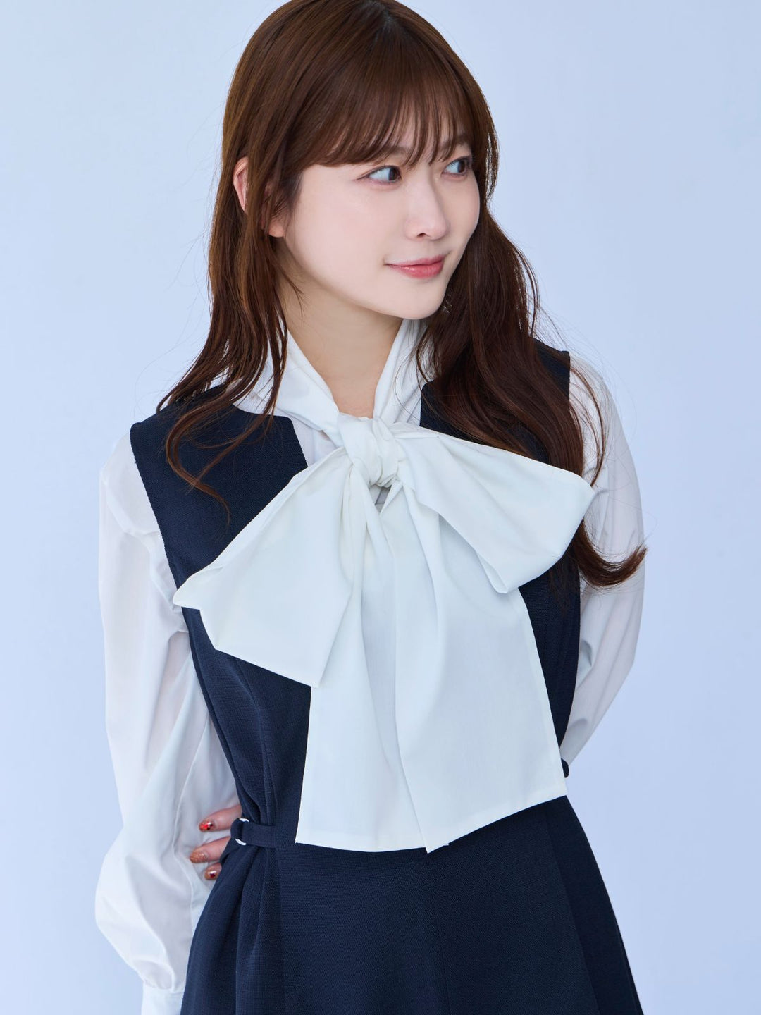 OHGA オーバーサイズ　リボン　ボウタイホワイトブラウス 美品】OHGAオーガ リボンボウタイブラウス【1回着用】 - メルカリ