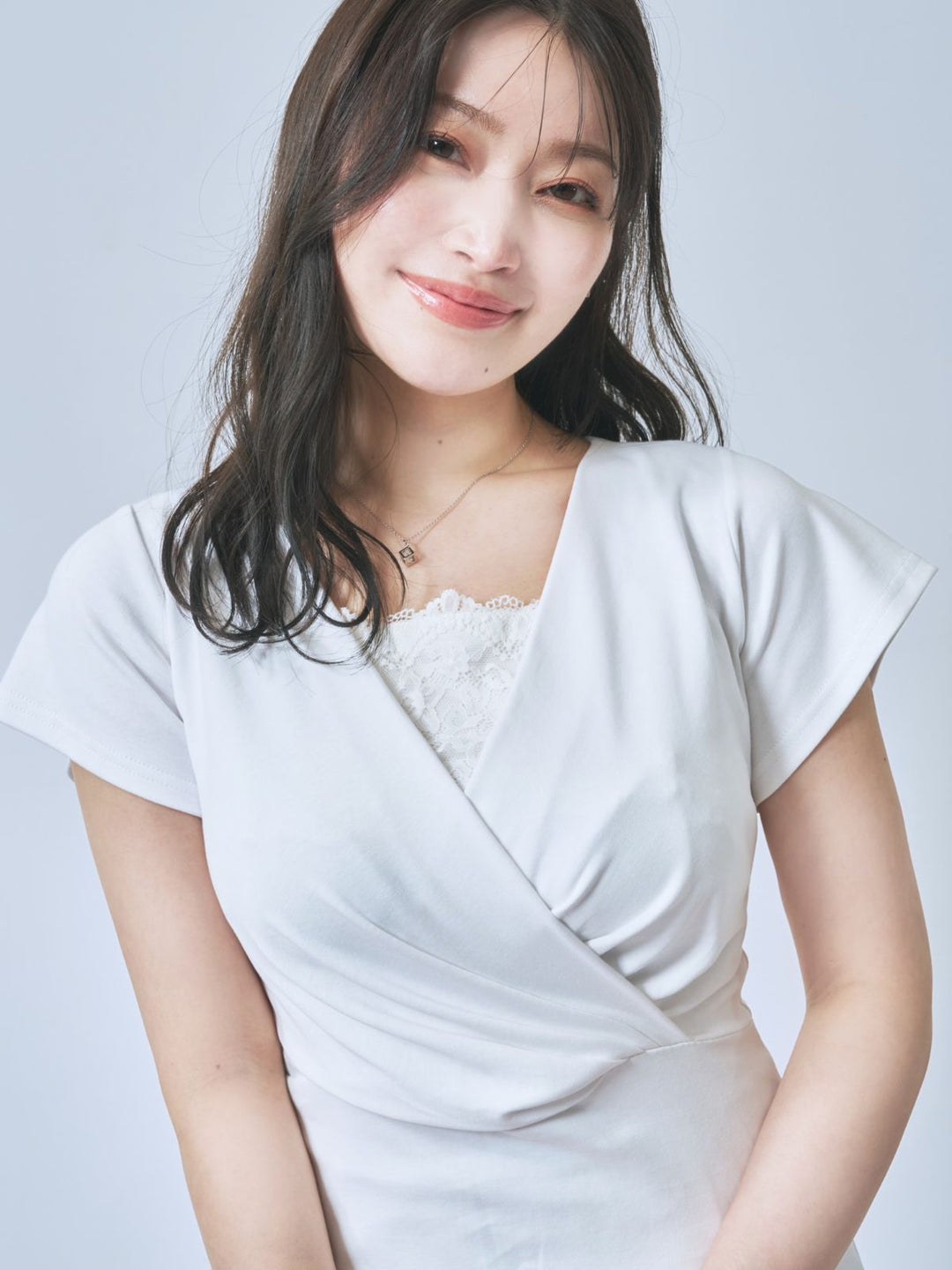 サマーカシュクールカットソー：ホワイト│胸が大きな女性のための