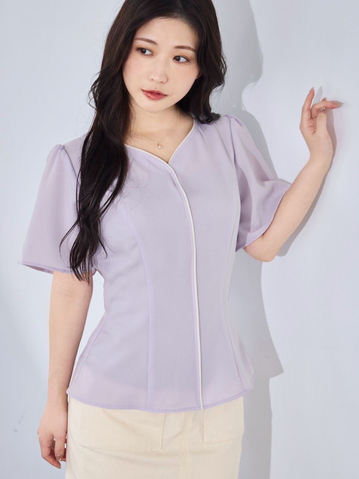 [8/14 22:00発売 期間限定 300円OFF]ハートネックパイピングブラウス：ラベンダー[102サイズ対応/入荷次第発送]