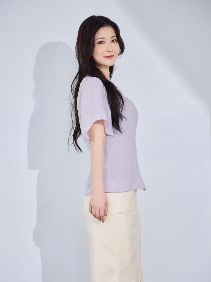 overE　ハートネックパイピングブラウス　ラベンダー　102 ハートネックパイピングブラウス：ラベンダー│胸が大きな女性のための
