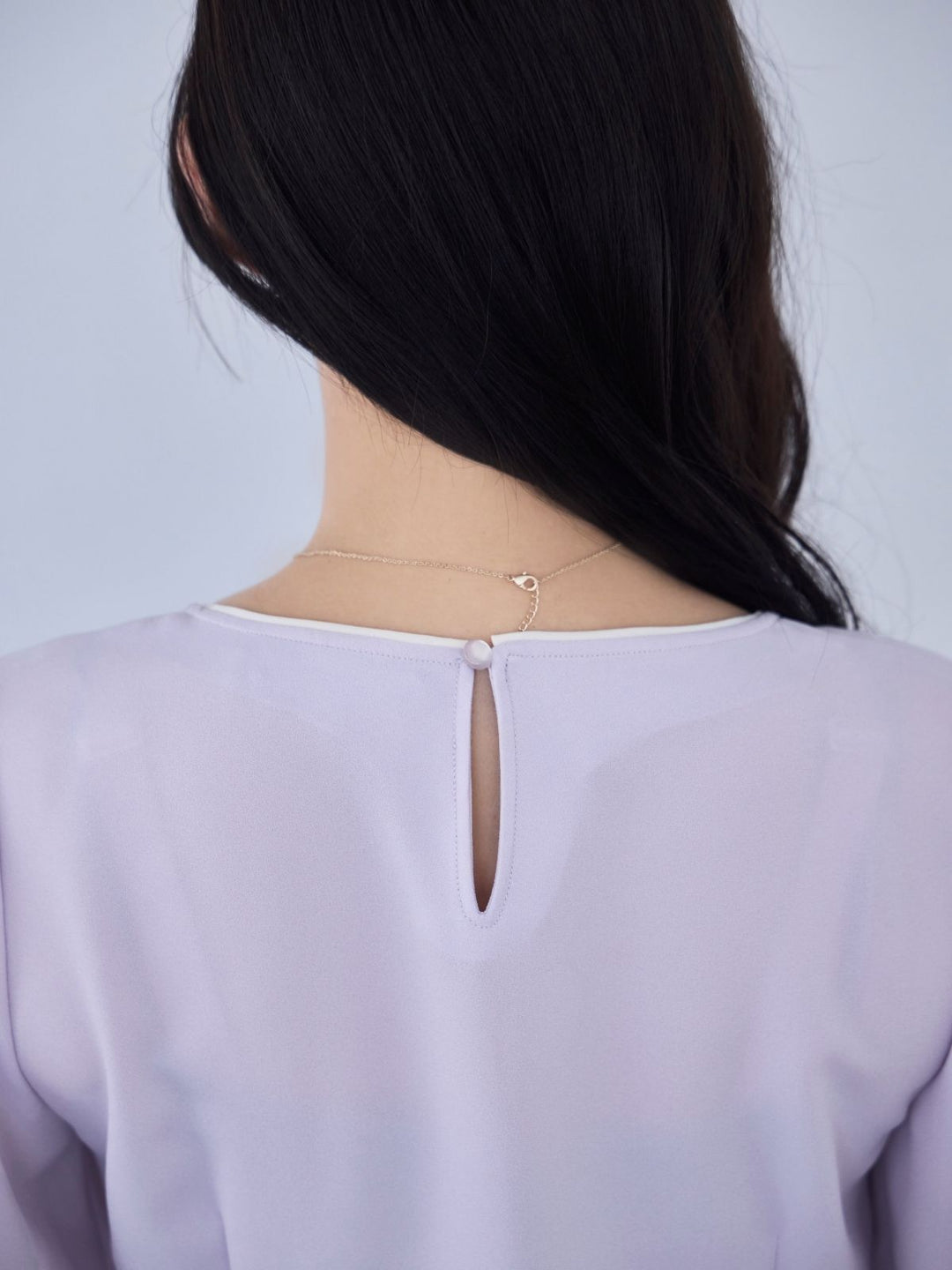 overE　ハートネックパイピングブラウス　ラベンダー　102 ハートネックパイピングブラウス：ラベンダー│胸が大きな女性の