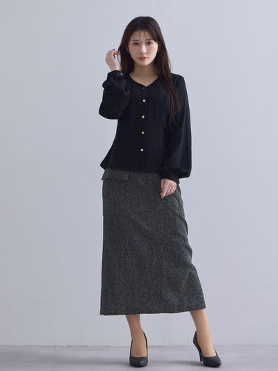 [10/23 22:00発売 期間限定 300円OFF] Vネック前開きブラウス 25AW：ブラック[102サイズ対応/入荷次第発送]