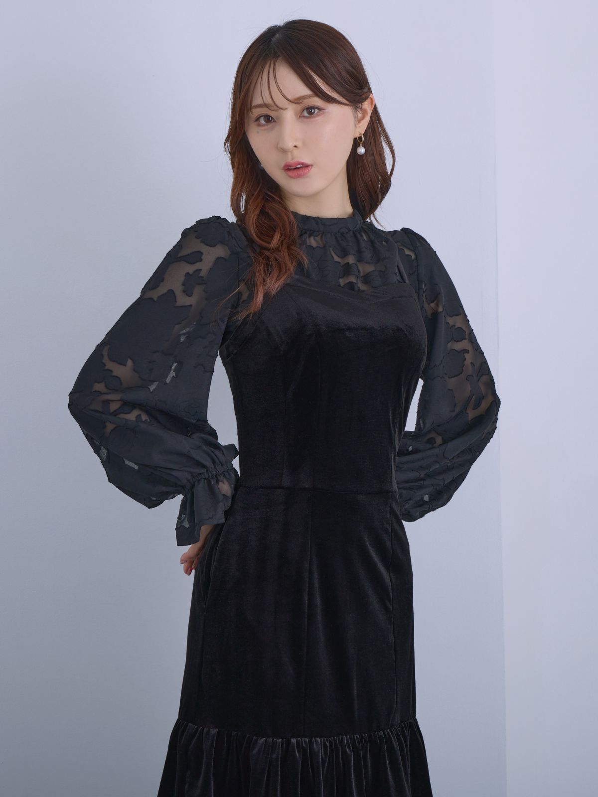 [12/11 22:00発売 期間限定 300円OFF]キャンディスリーブジャカードブラウス：ブラック[102サイズ対応]