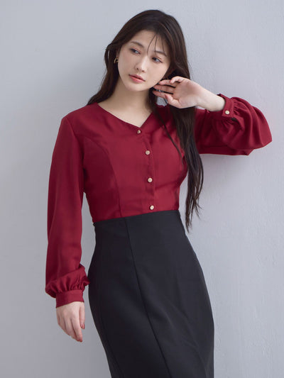 [10/23 22:00発売 期間限定 300円OFF] Vネック前開きブラウス 25AW：ルージュ[102サイズ対応/入荷次第発送]
