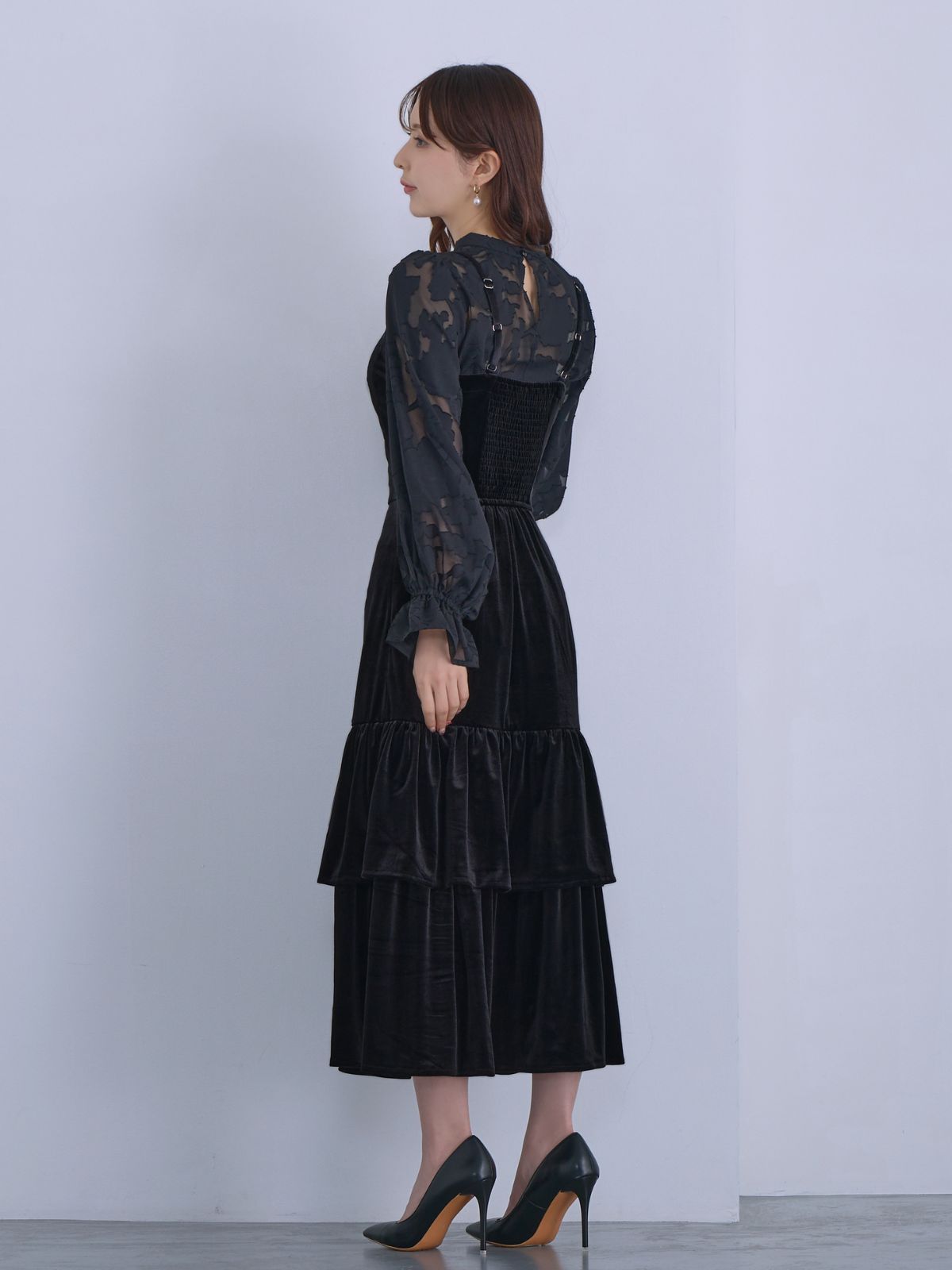 [12/11 22:00発売 期間限定 300円OFF]キャンディスリーブジャカードブラウス：ブラック[102サイズ対応]