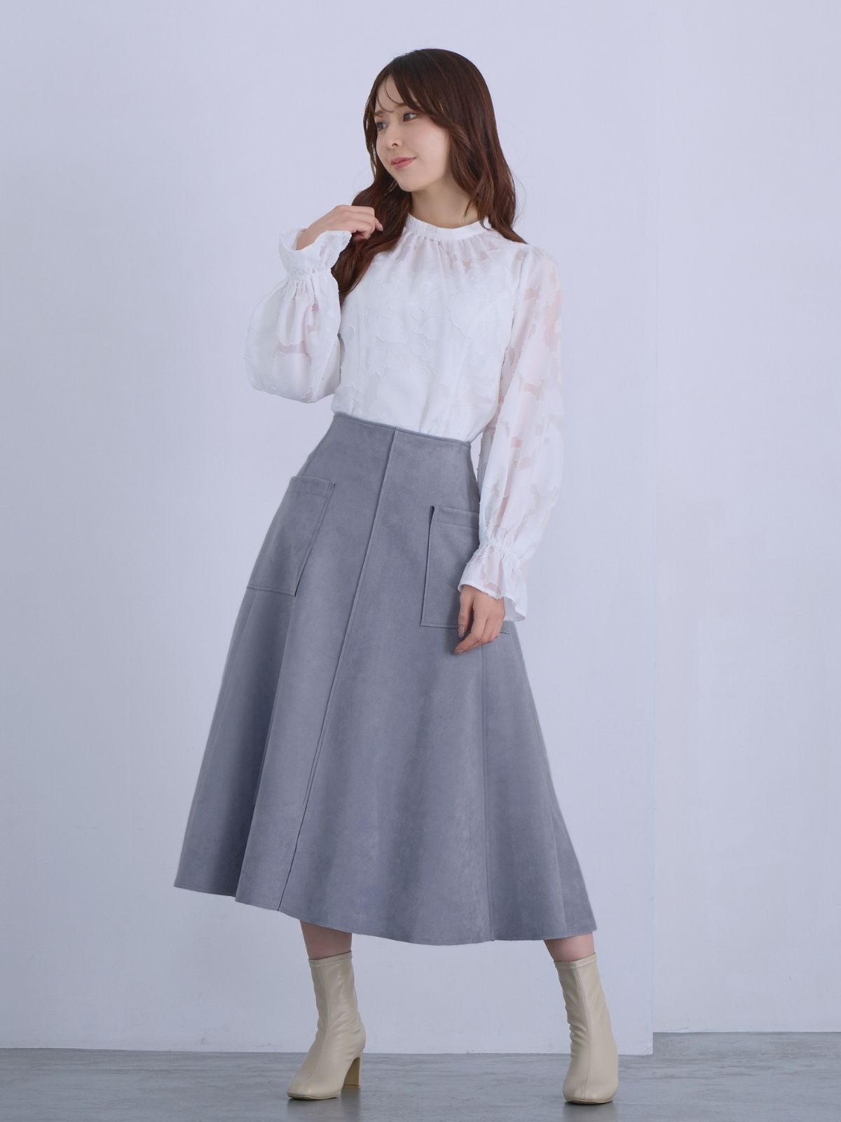 [12/11 22:00発売 期間限定 300円OFF]キャンディスリーブジャカードブラウス：ホワイト[102サイズ対応]