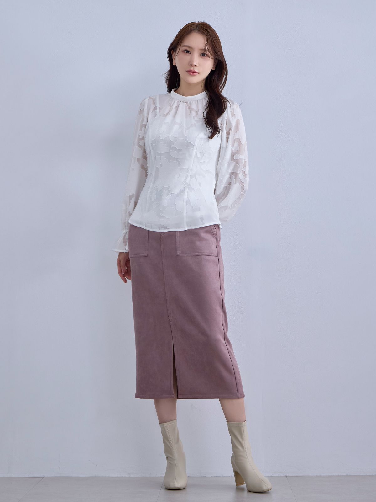 [12/11 22:00発売 期間限定 300円OFF]キャンディスリーブジャカードブラウス：ホワイト[102サイズ対応]