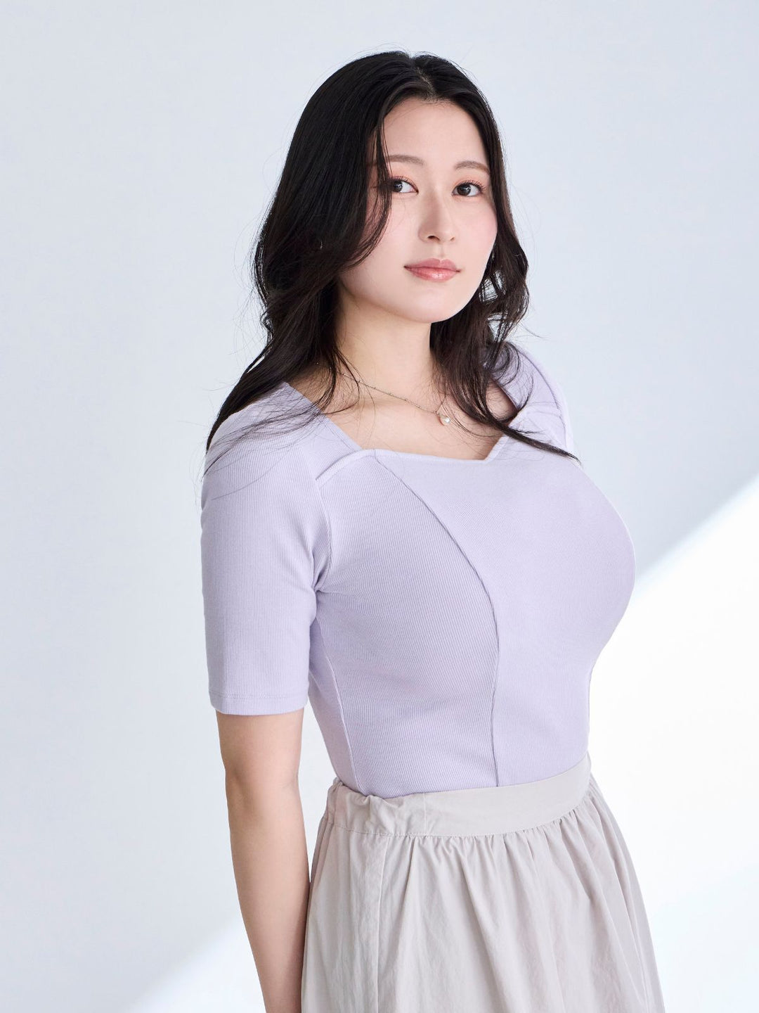 5分袖ハートネックパネルカットソー：ラベンダー│胸が大きな女性の