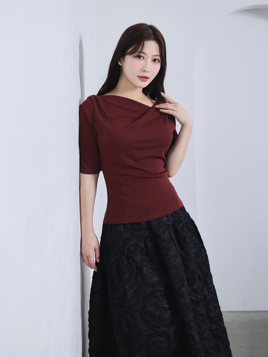 [8/20 22:00発売 期間限定 300円OFF]ドレープニュアンスエアリートップス：レッドブラウン