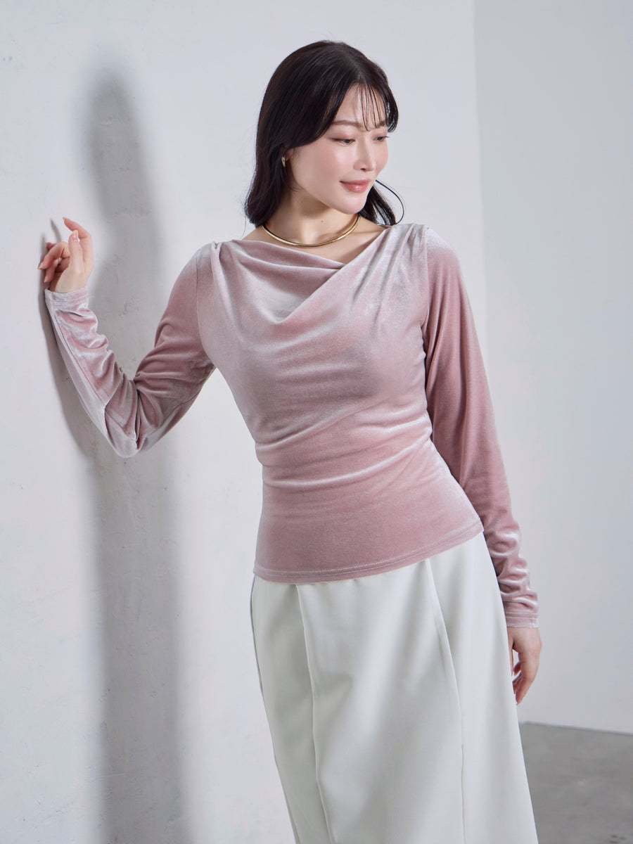 [10/29 22:00発売 期間限定 300円OFF]ドレープニュアンスベロアトップス：ピンクベージュ