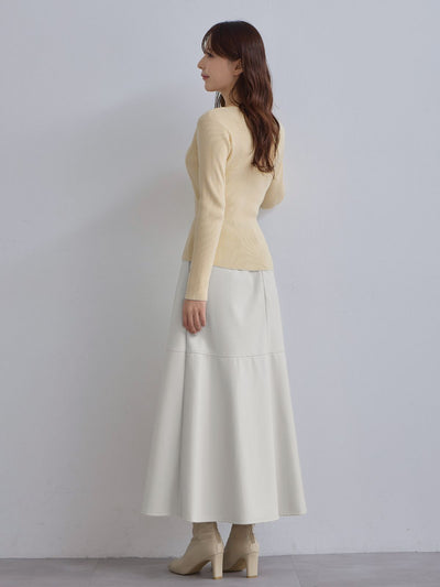 [12/4 22:00発売 期間限定 300円OFF]Vネックパネルニット：バニラ[102サイズ対応]