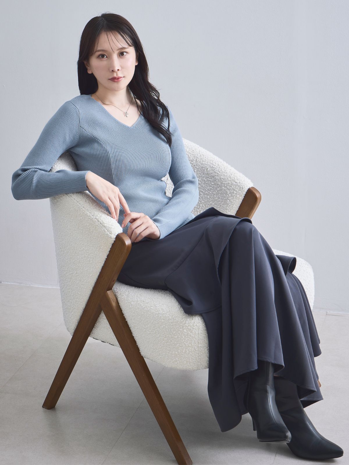 [10/2 22:00再販 期間限定 300円OFF]Vネックパネルニット：スモーキーブルー[102サイズ対応]