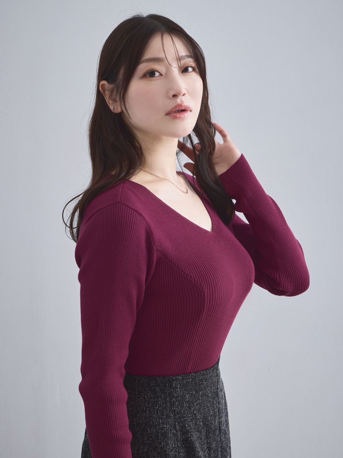 [10/2 22:00発売 期間限定 300円OFF]Vネックパネルニット：ボルドー[102サイズ対応]