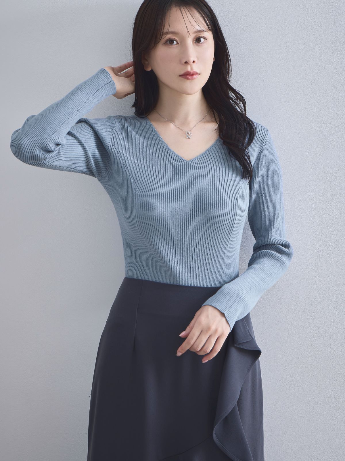 [10/2 22:00再販 期間限定 300円OFF]Vネックパネルニット：スモーキーブルー[102サイズ対応]