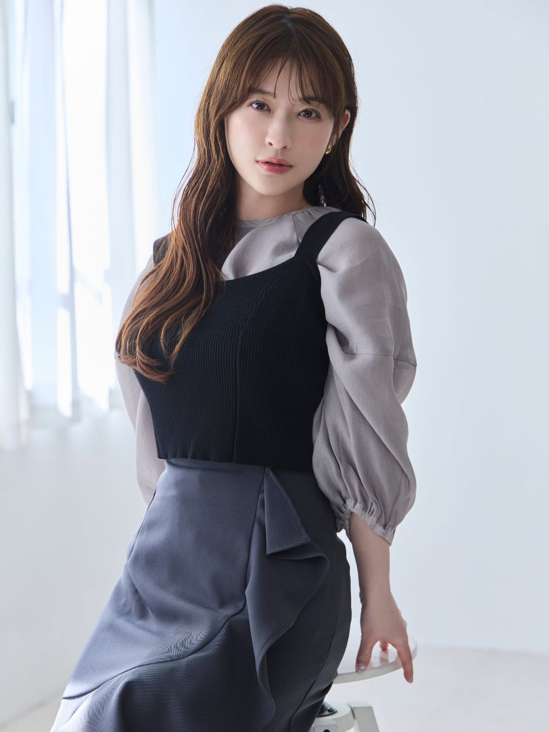 【即日発送】未使用 overe ペプラムニットトップス：ココアピンク セール☆3990円→1990円 セットアップ レディース 2点セット
