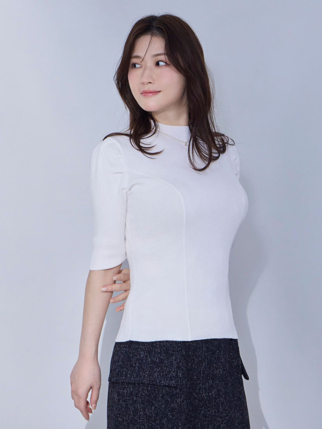 overE サマーチャイナパネルニット U65 ホワイト B0052_10_1080x.jpg?v=1776418982