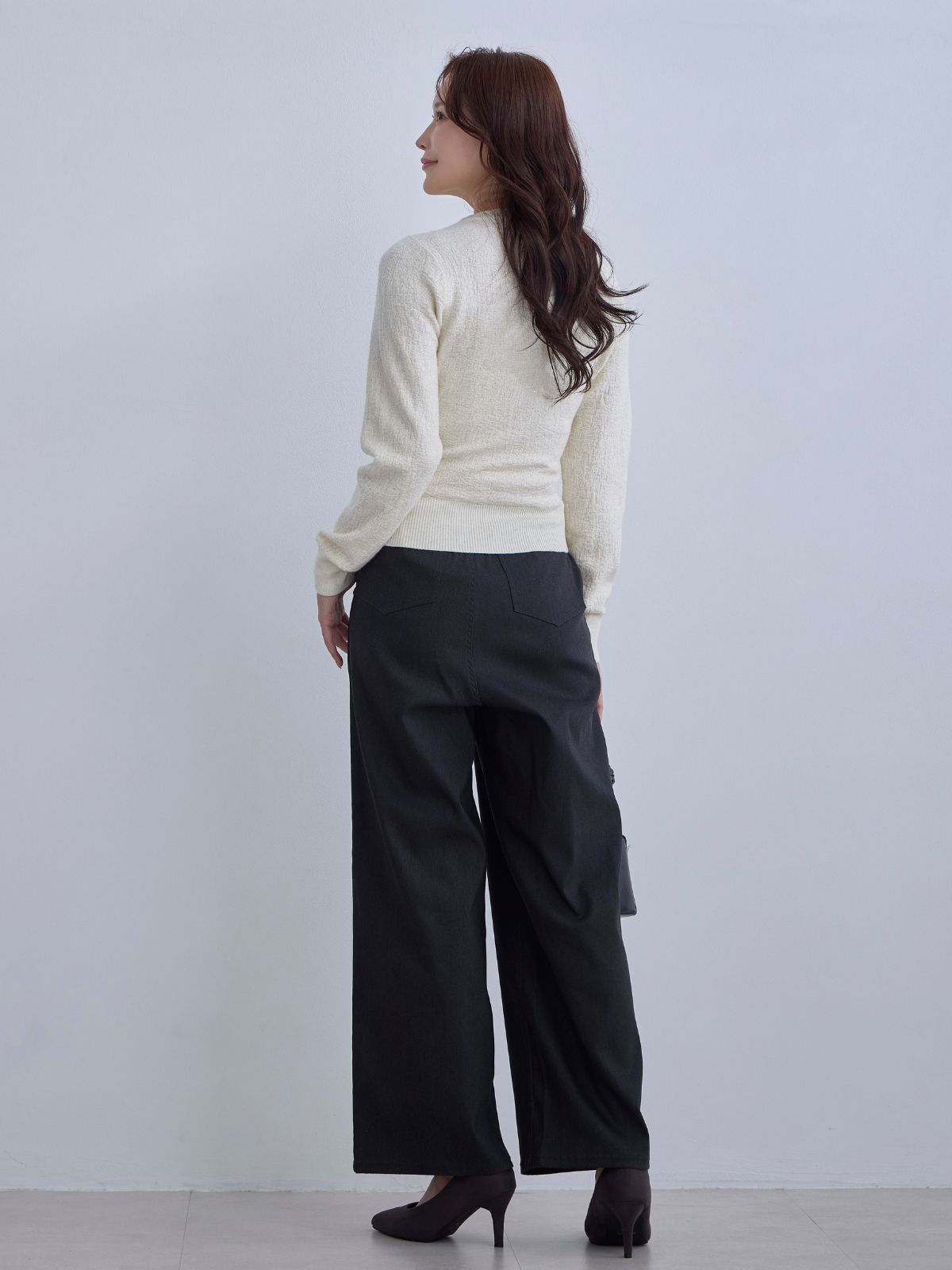 [12/11 22:00発売 期間限定 300円OFF]ジャカードラメニット：オフホワイト[102サイズ対応]