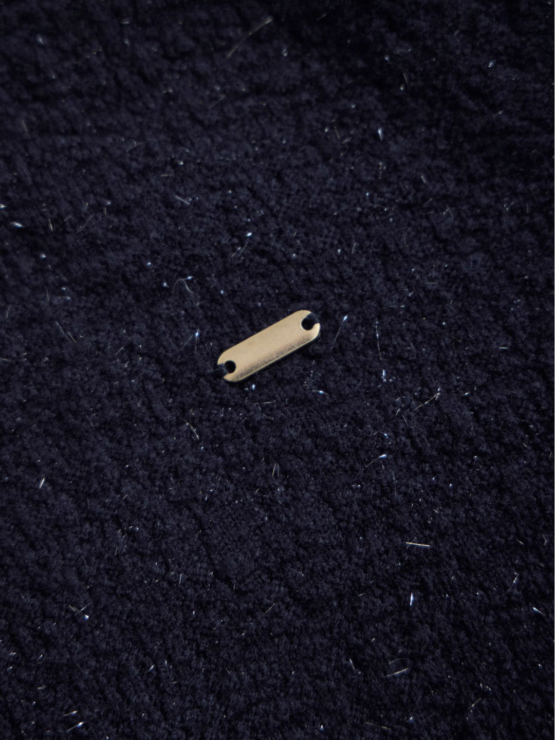 ジャカードラメニット：ネイビー│胸が大きな女性のためのファッション