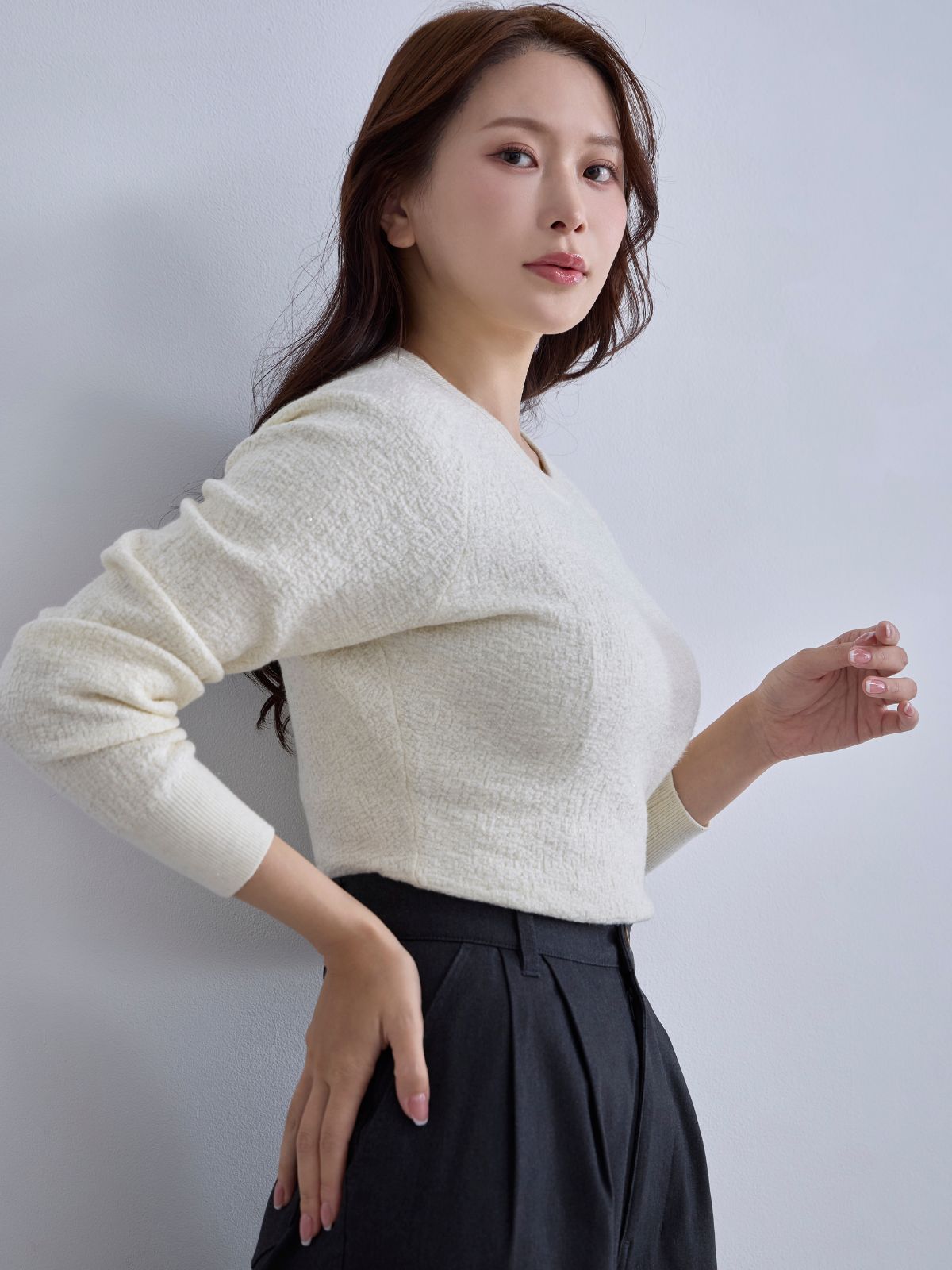 [12/11 22:00発売 期間限定 300円OFF]ジャカードラメニット：オフホワイト[102サイズ対応]