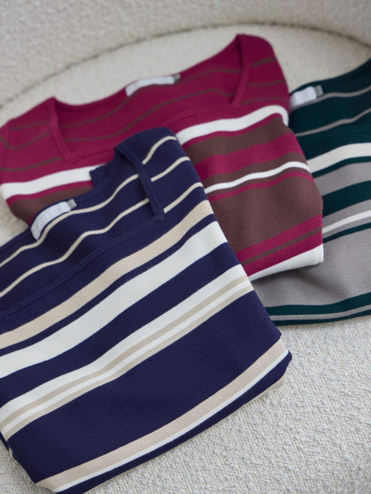 [11/20 22:00再販]スクエアネックマルチボーダーニット：ダークグリーン[102サイズ対応]