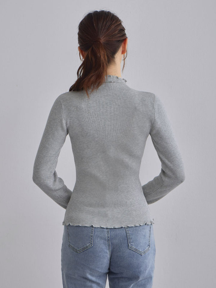 メローパネルニット：ブラック│胸が大きな女性のためのファッション