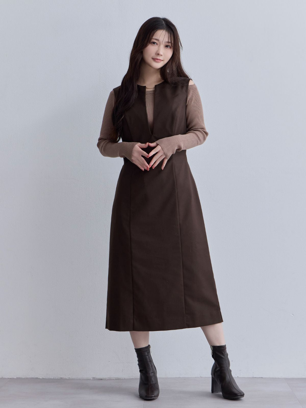 [11/6 22:00再販 期間限定 500円OFF]キーネックジャンパースカート：ダークブラウン[102サイズ対応/Sサイズ対応]