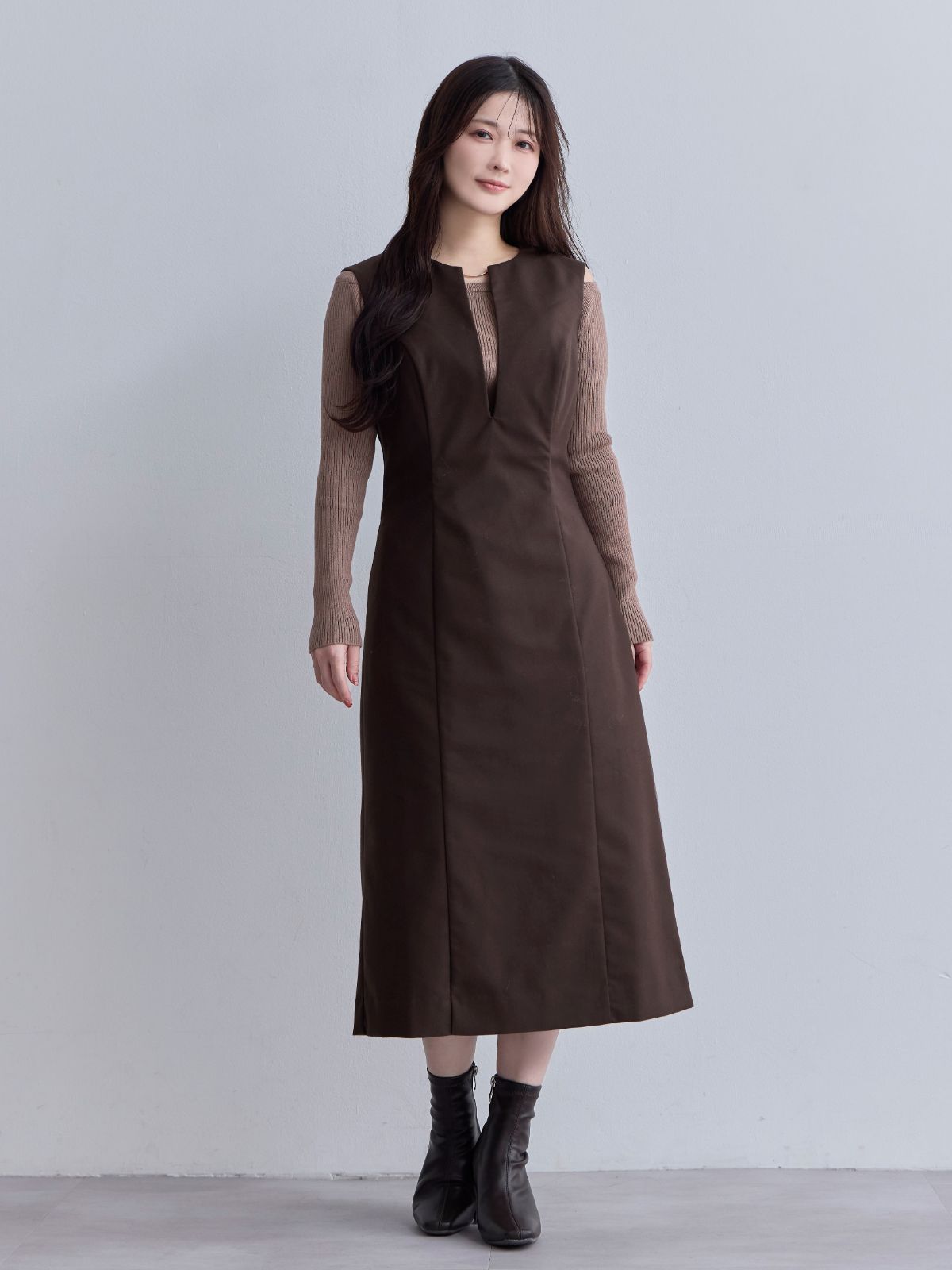 [11/6 22:00再販 期間限定 500円OFF]キーネックジャンパースカート：ダークブラウン[102サイズ対応/Sサイズ対応]