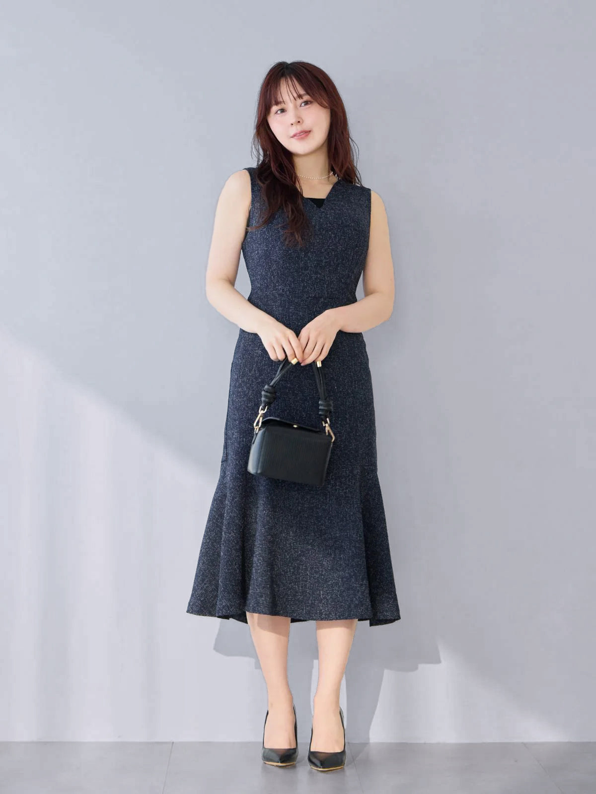 ツイードライクマーメイドワンピース：ネイビー[102サイズ対応/Tサイズ対応]