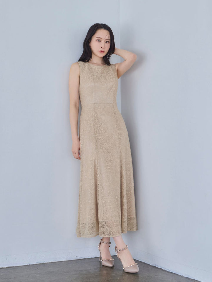 overE ストレッチコードレースワンピース ベージュ 90 ストレッチコードレースワンピース：ベージュ│胸が大きな女性のための