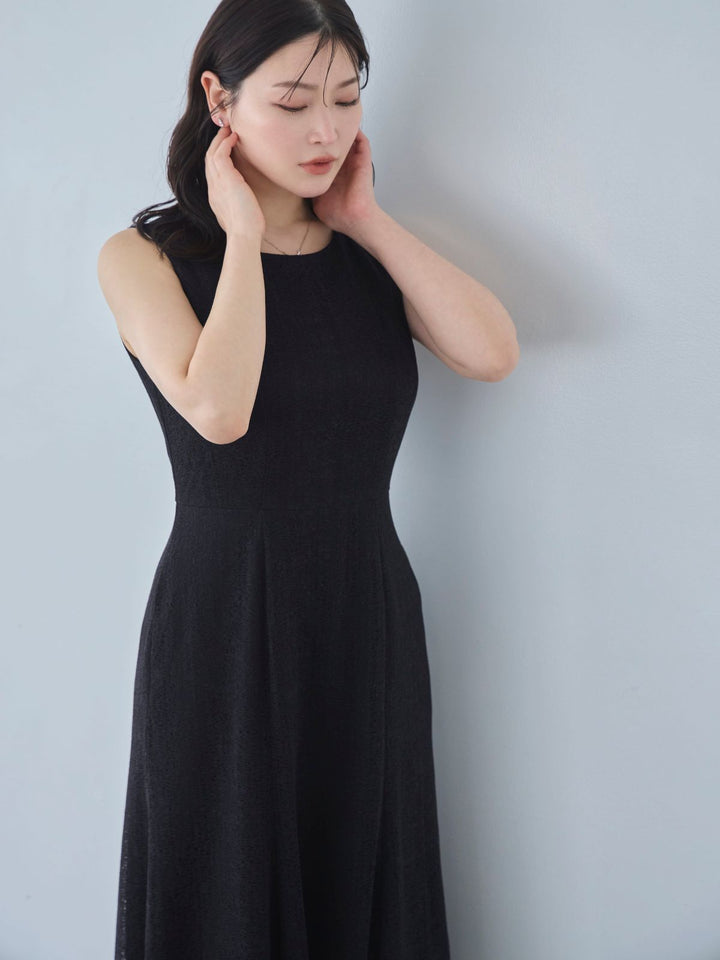 ストレッチコードレースワンピース：ブラック│胸が大きな女性の