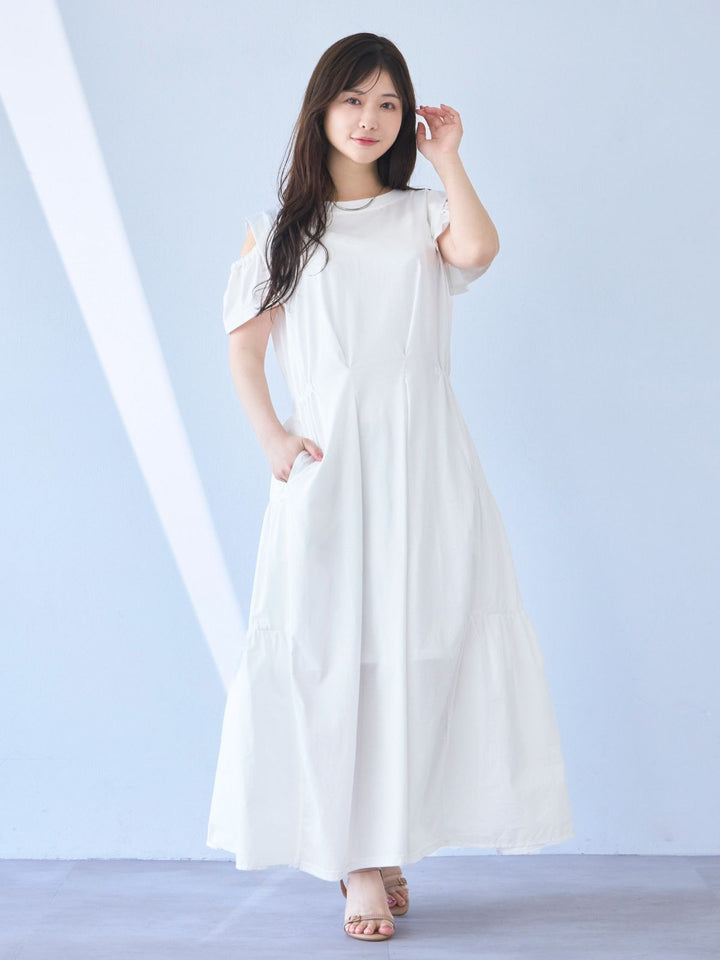 overE オフショル付きティアードワンピース オフショル付きティアードTシャツワンピース：モカ│胸が大きな