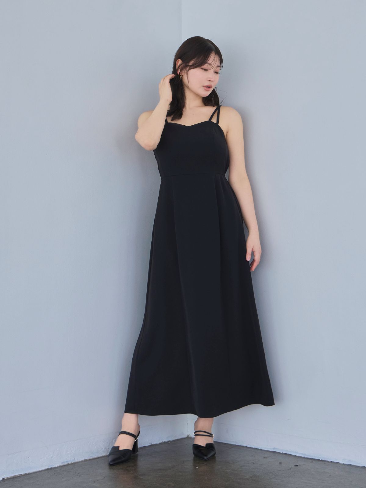 [4/24 22:00発売 期間限定 500円OFF]ダブルストラッププルオーバーキャミワンピース：ブラック[102サイズ対応/入荷次第発送]