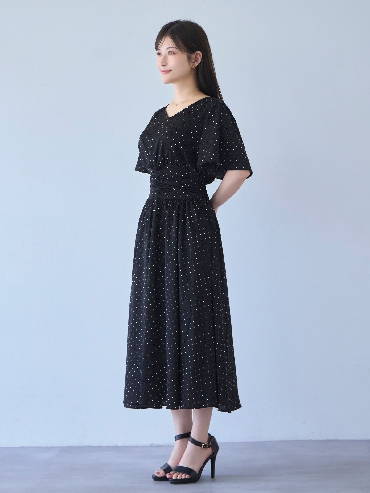 [7/3 22:00発売 期間限定 500円OFF]ウエストシャーリングワンピース 25SS：ブラックドット[102サイズ対応/入荷次第発送]