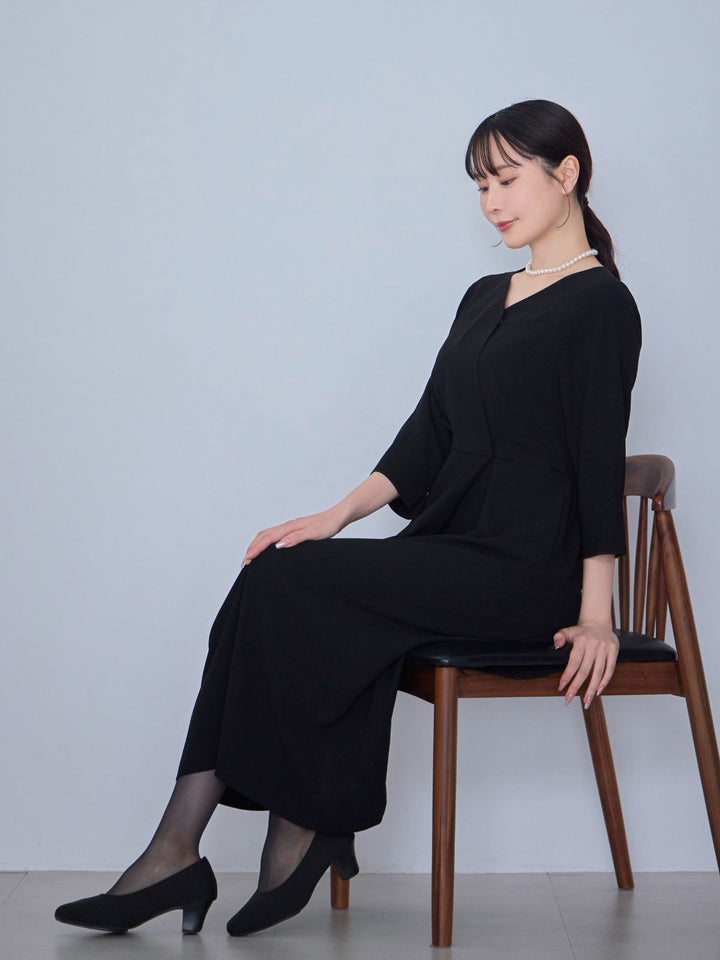 【完売品】試着のみoverEフロントオープンブラックフォーマルワンピース　96 フロントオープンブラックフォーマルワンピース：ブラック│胸が大きな