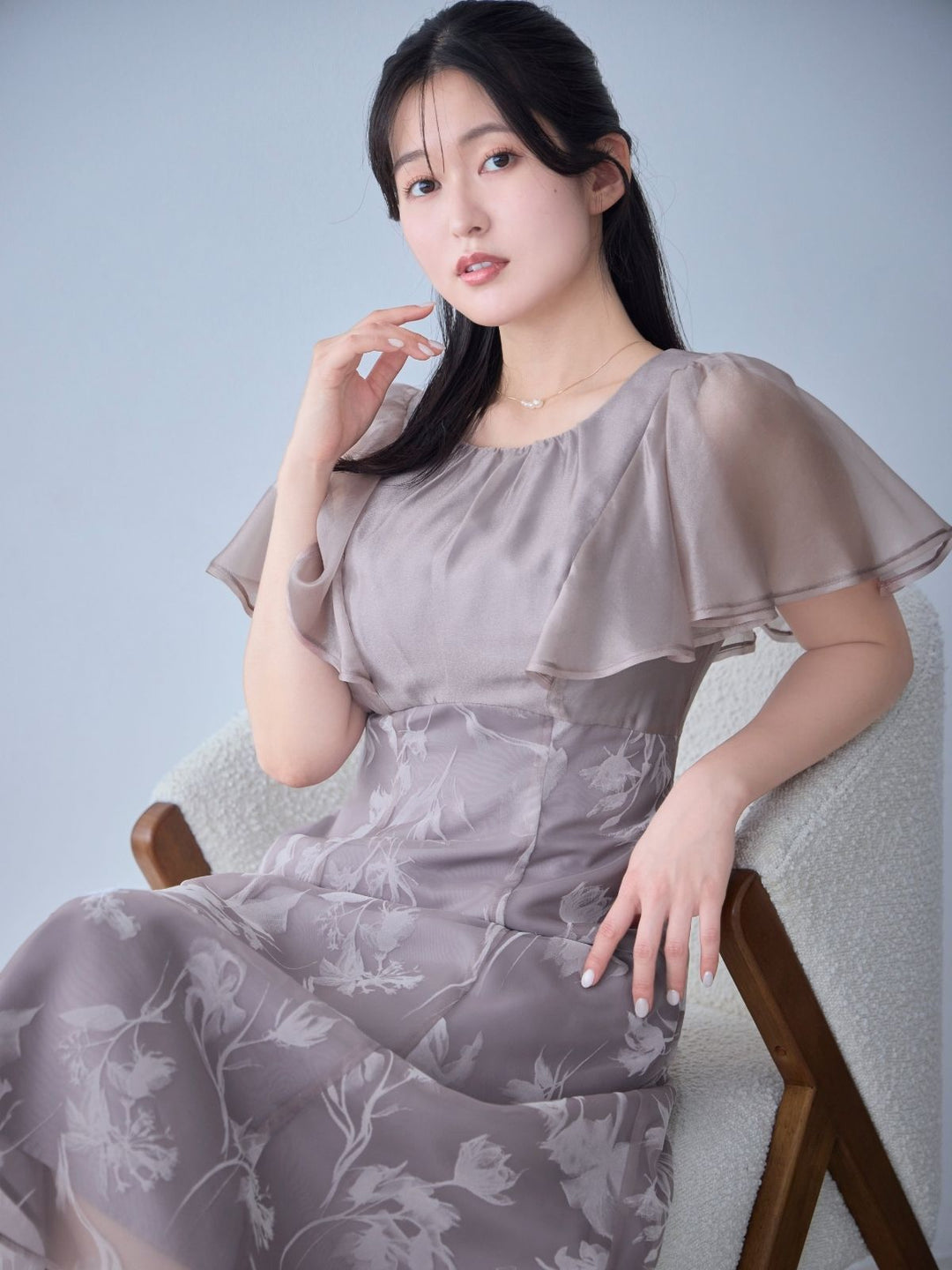 フラワーフロッキーオケージョンドレス：ピンク│胸が大きな女性のため