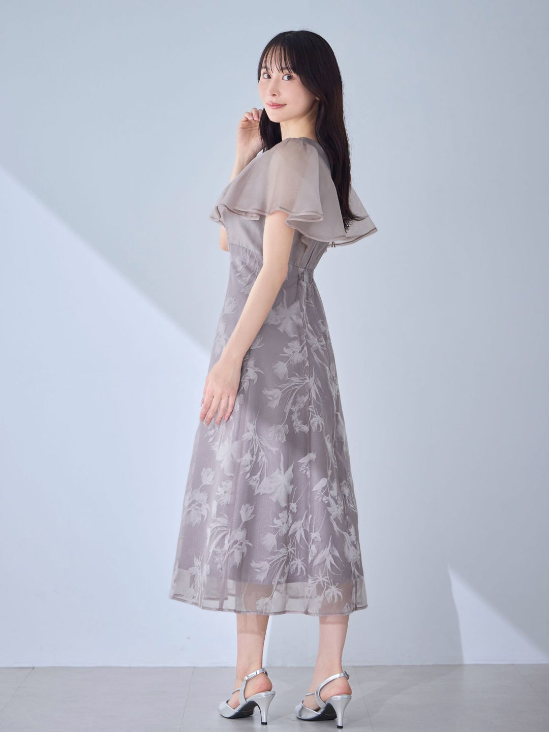 overE フラワーフロッキーオケージョンドレス　90サイズ overE フラワーフロッキーオケージョンドレス 90サイズ フラワー