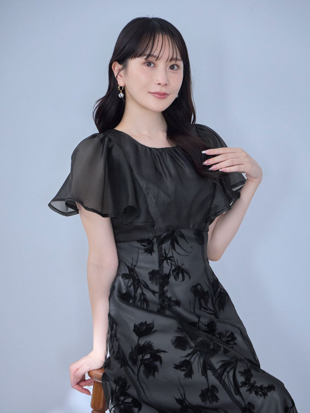 黒いフラワーモチーフ付きパーティードレス sakishimatokyo ドレス 新柄登場♪「選べる柄」フラワー