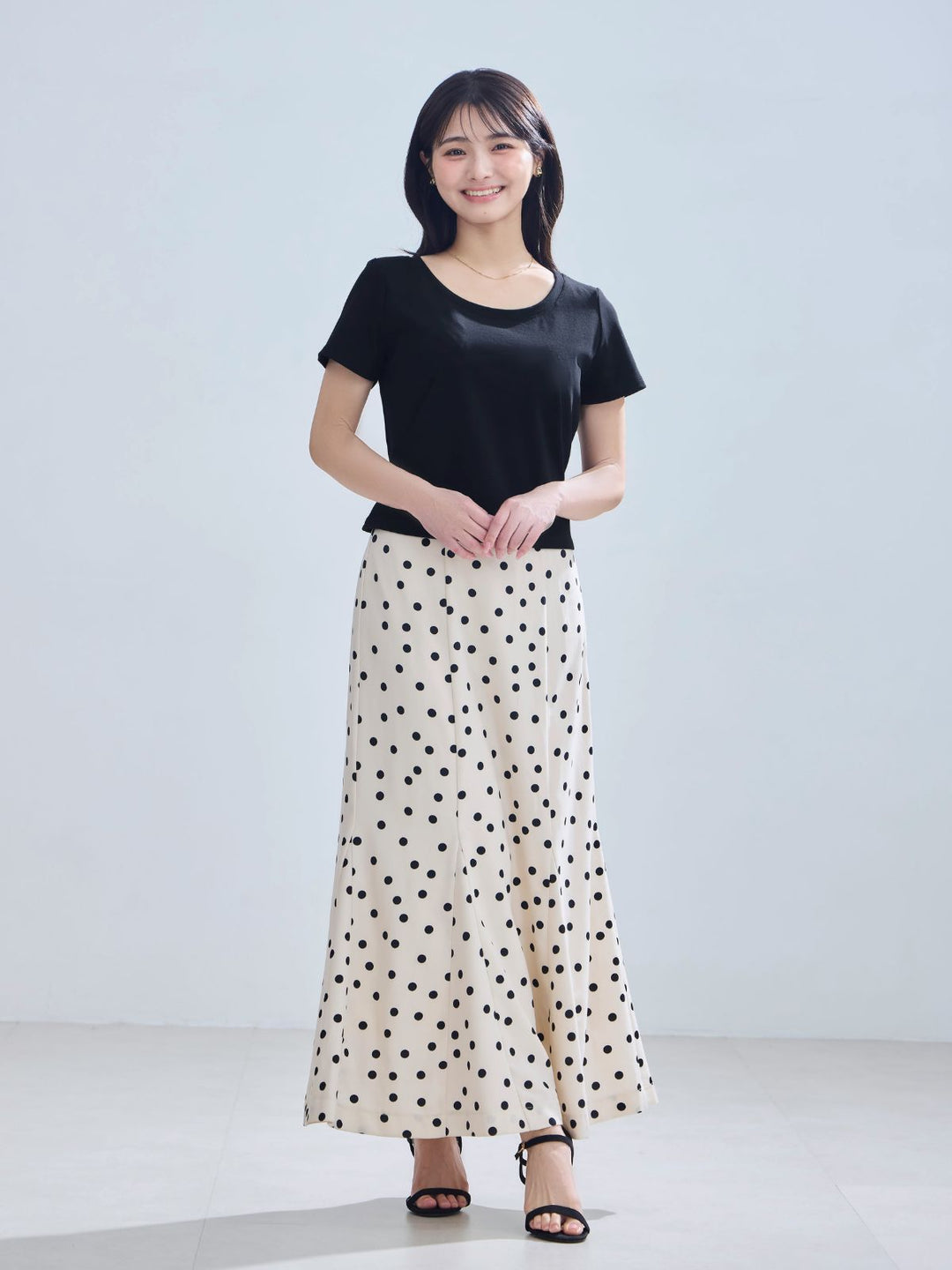 【週末価格】完売品　ほぼ未使用　overE ダブルフリルカットソー セール｜overE（オーバーイー）の公式通販サイト ｜overE/オーバーイー