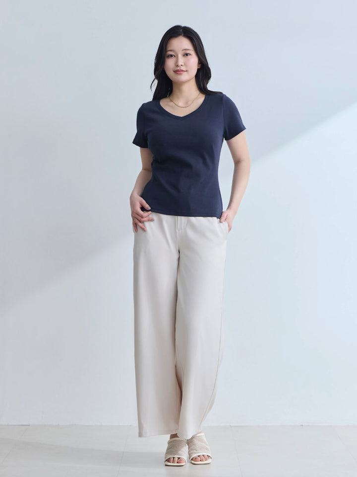ベーシックVネックTシャツ 26SS：ネイビー│胸が大きな女性のための